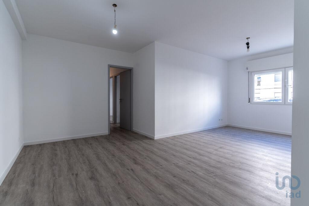Apartment in Palmela - view 1