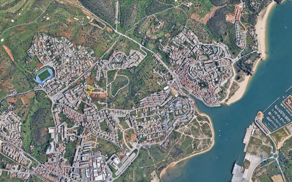 Land in Lagoa - view 1