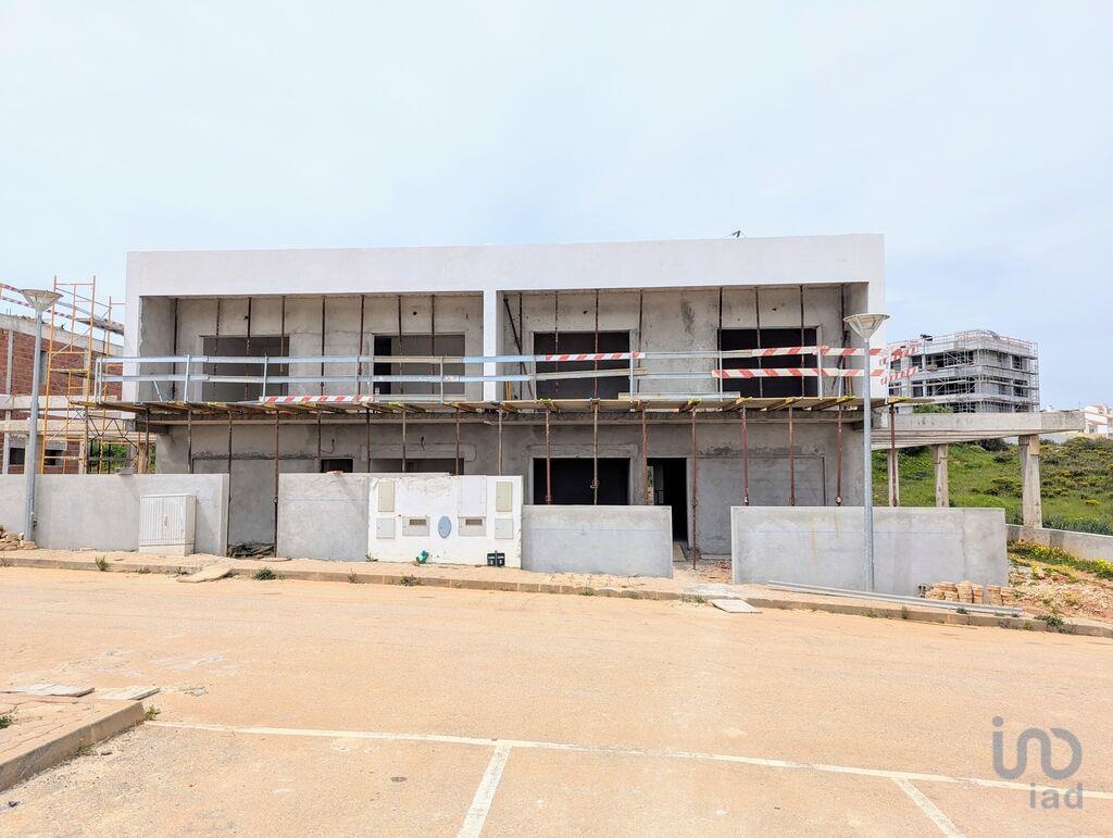 House in Estombar - view 1