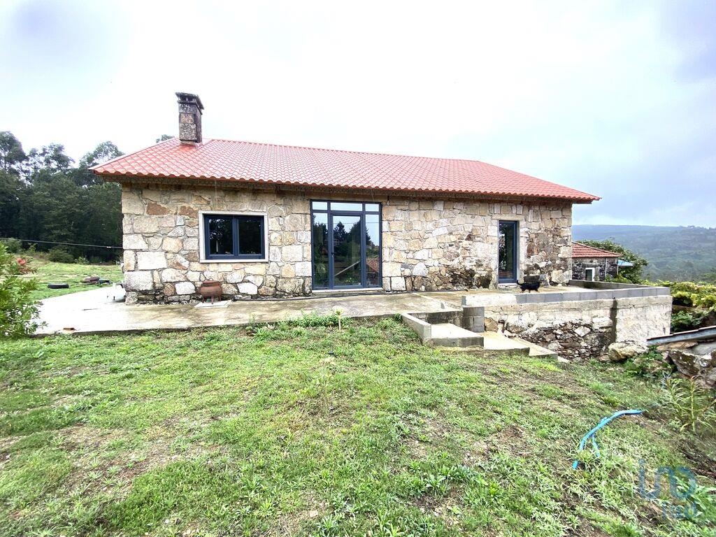 House in Vila Nova de Cerveira - view 1
