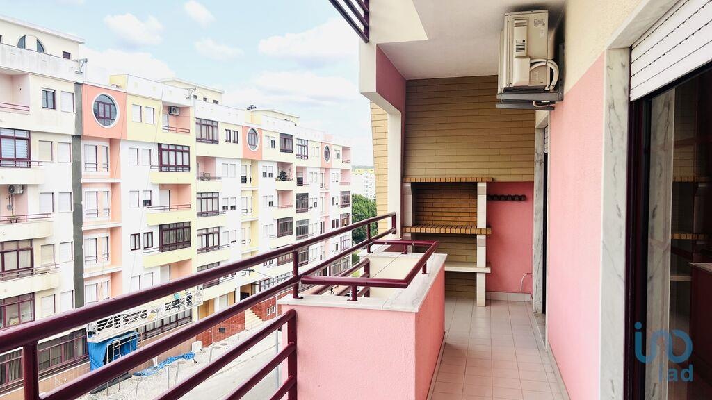 Apartment in Setubal - view 1