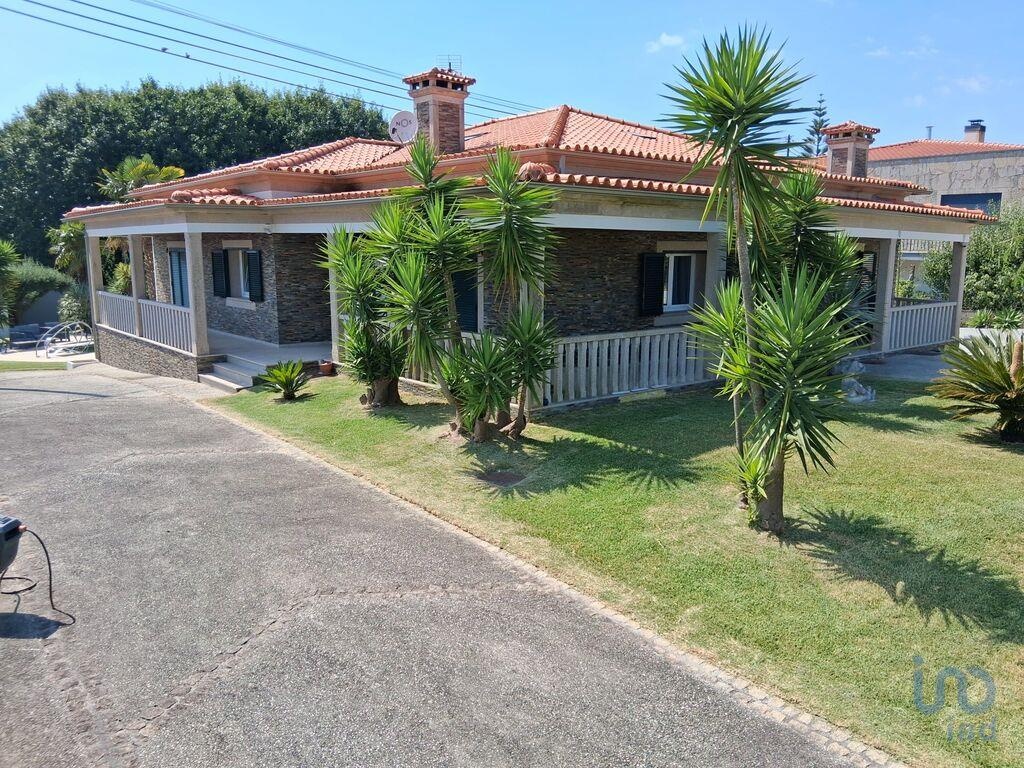 House in Viana do Castelo - view 1