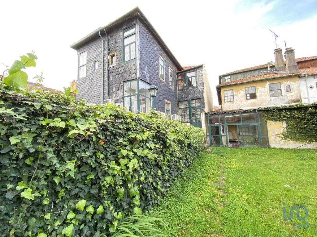 House in Porto - view 1