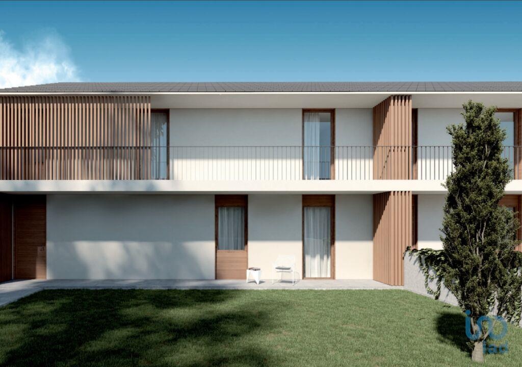 House in Porto - view 1