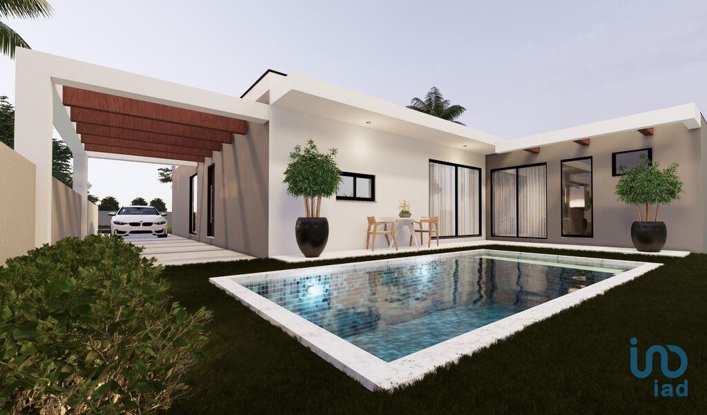 House in Seixal - view 1