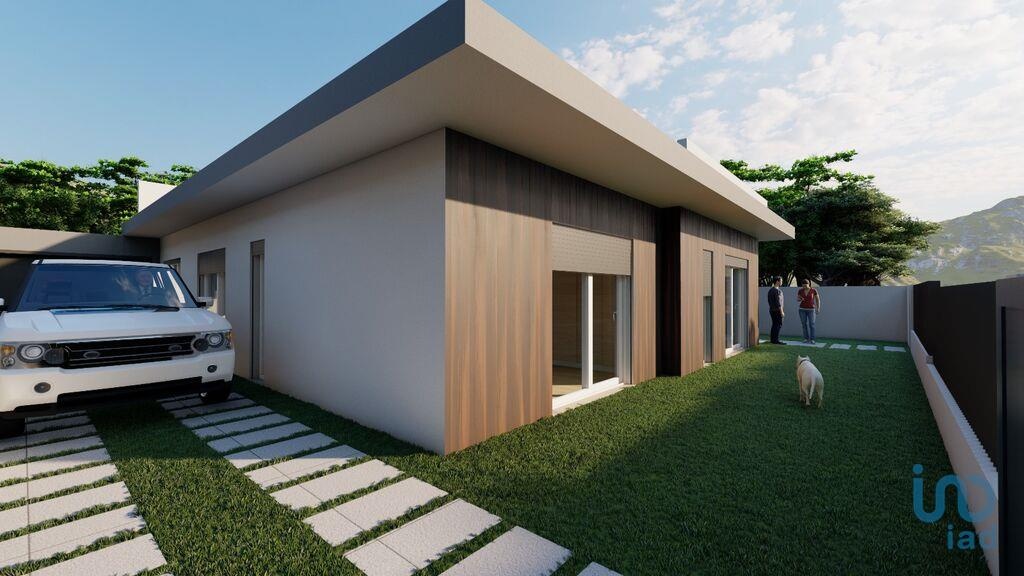 House in Seixal - view 1