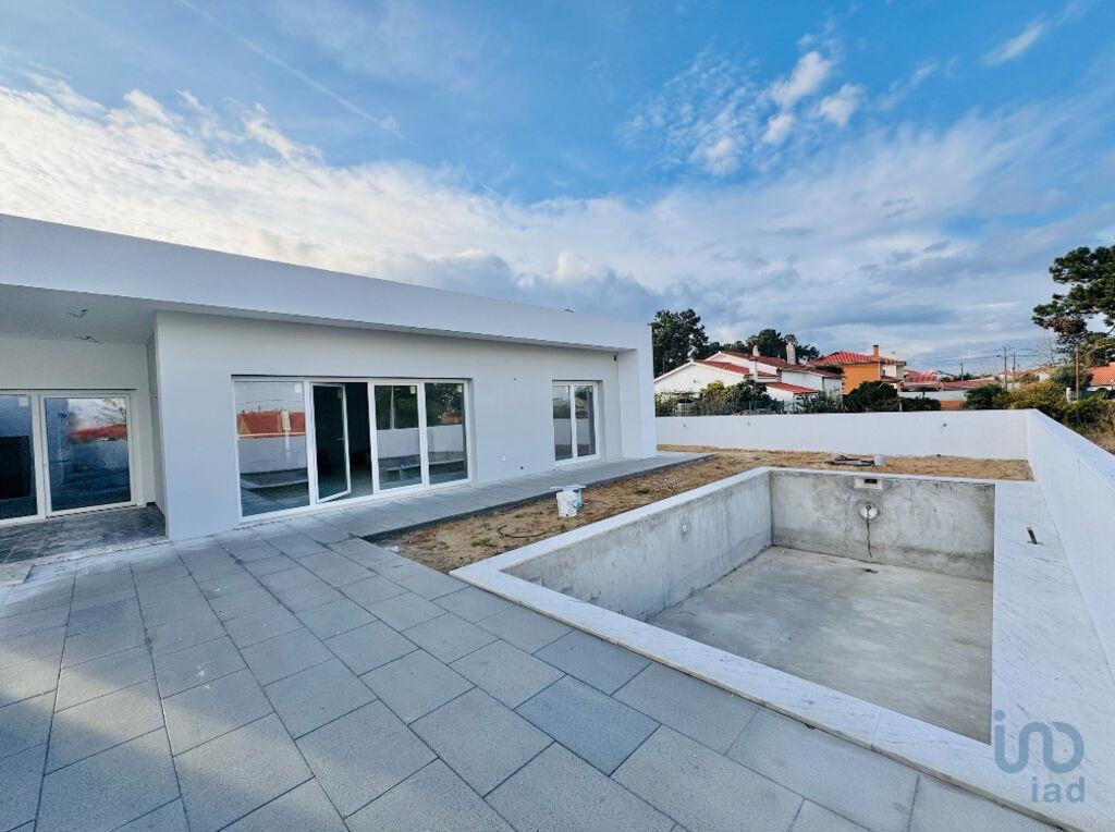 House in Setubal - view 1
