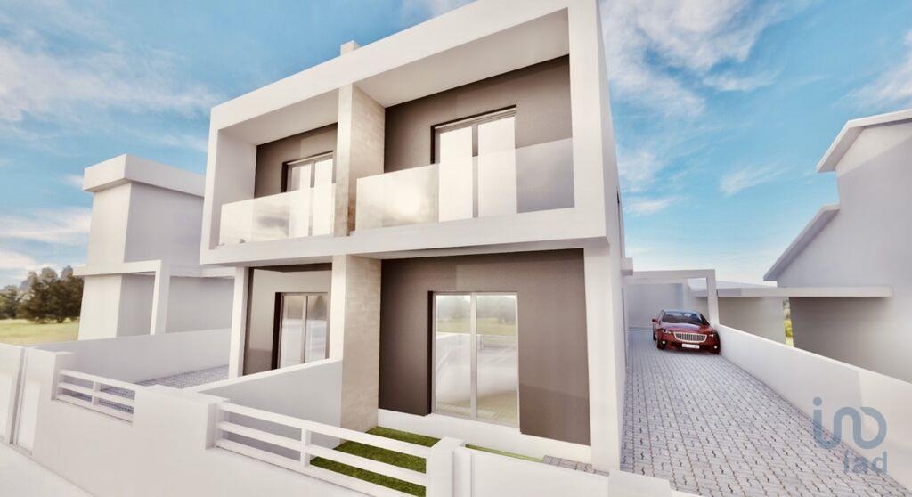 House in Seixal - view 1