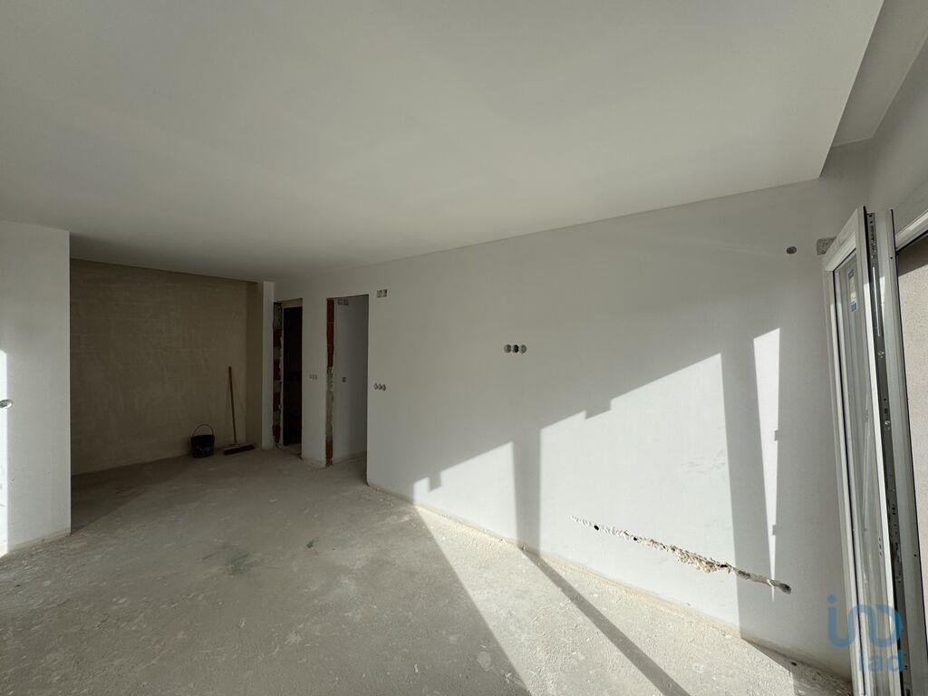 House in Seixal - view 1