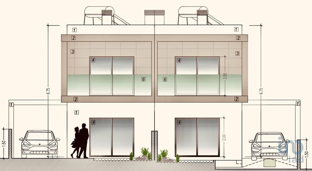 House in Seixal - view 1