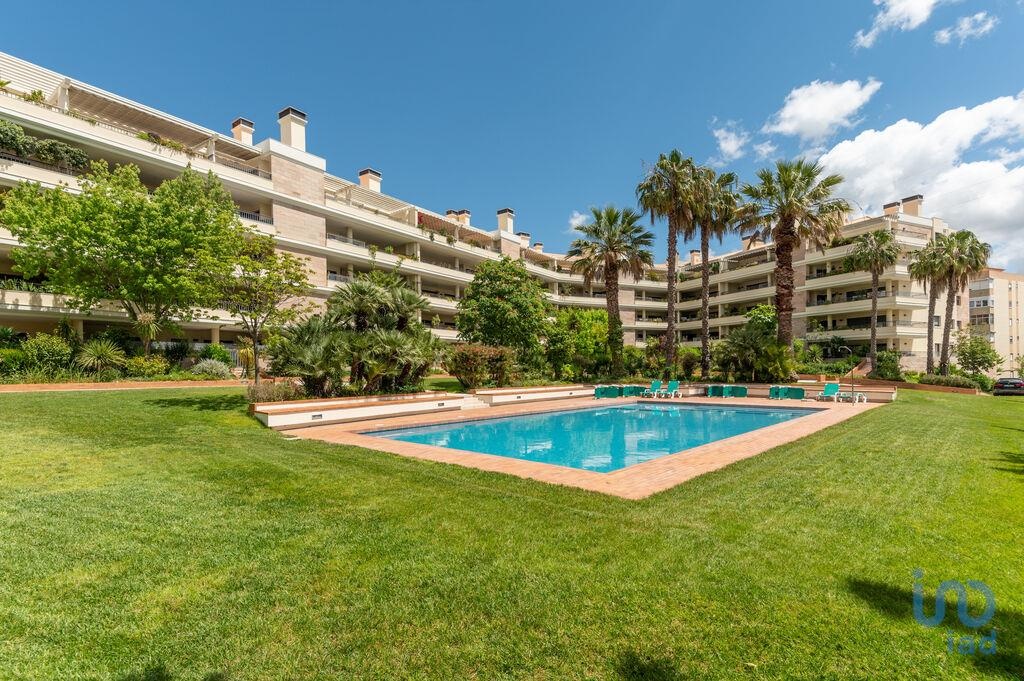 Apartment in Vila Franca de Xira - view 1