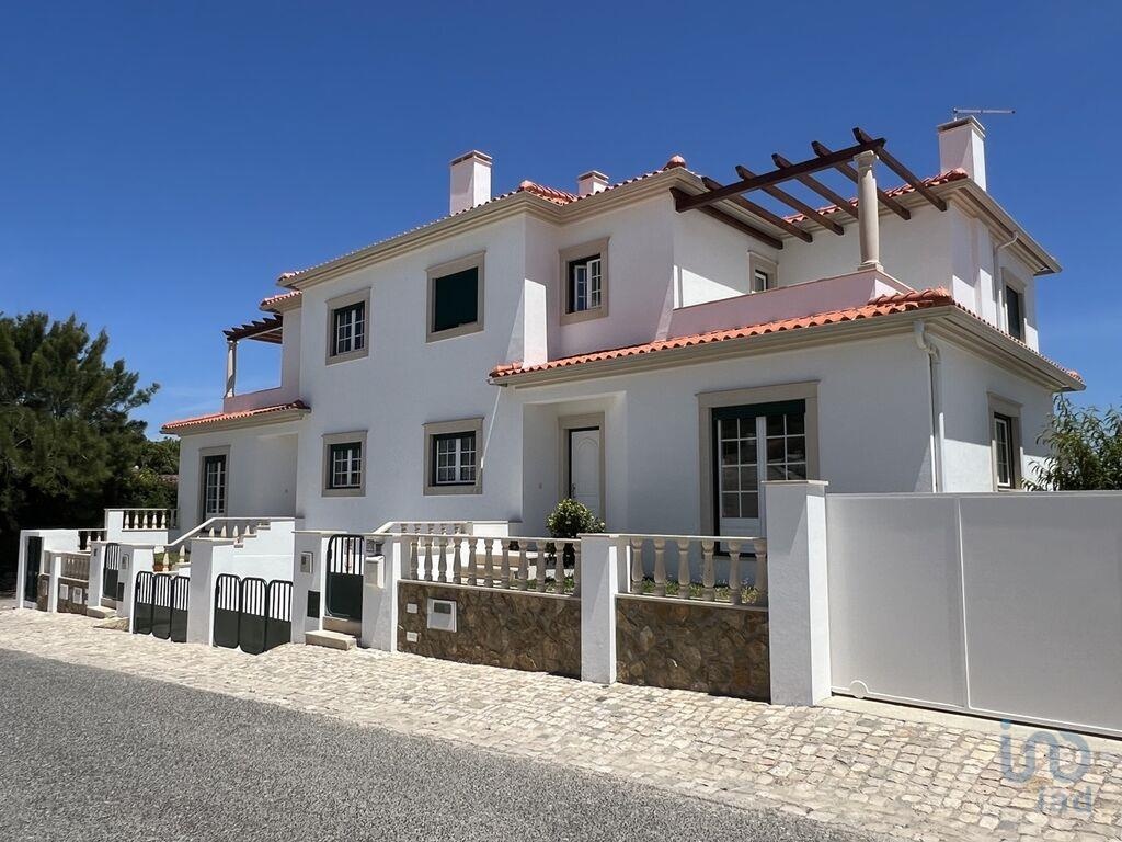 House in Caldas da Rainha - view 1
