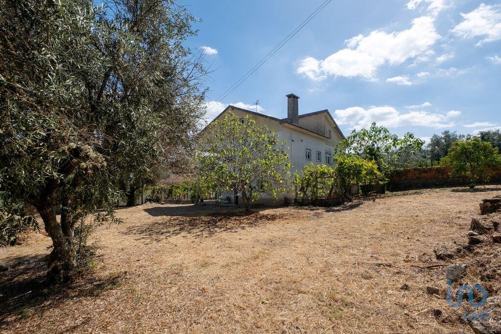 House in Arganil - view 1