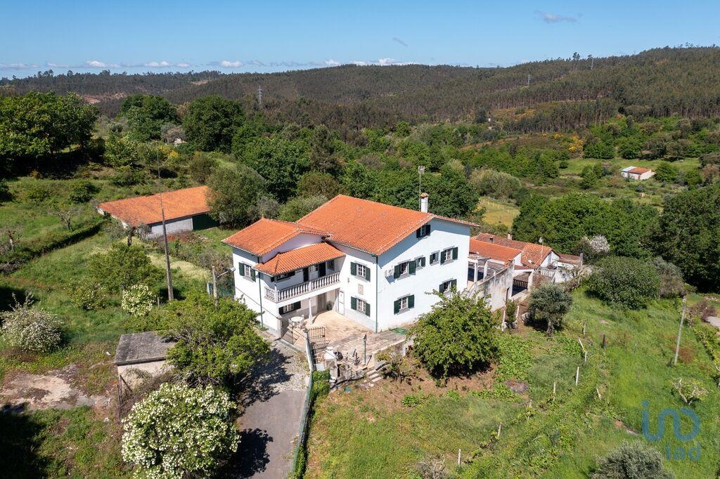 House in Oliveira do Hospital - view 1