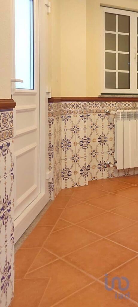 House in Oliveira do Hospital - view 1