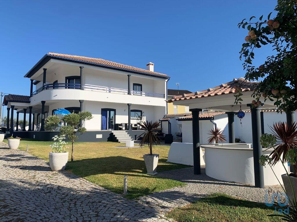 House in Oliveira do Hospital - view 1