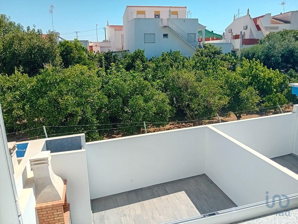 House in Vila Real de Santo Antonio - view 1