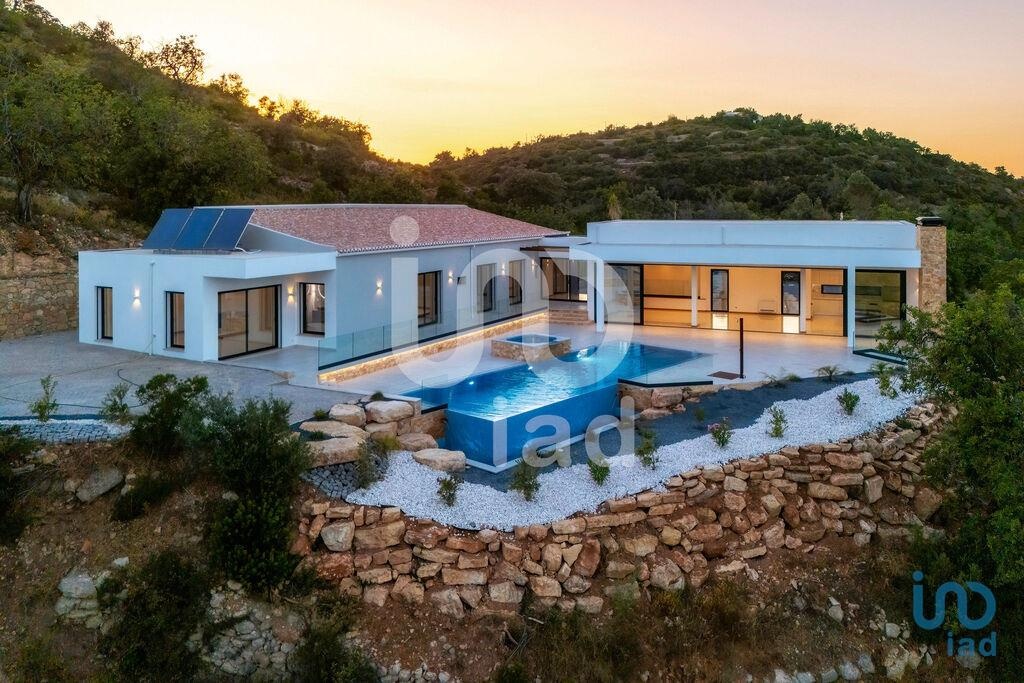 House in Loule - view 1