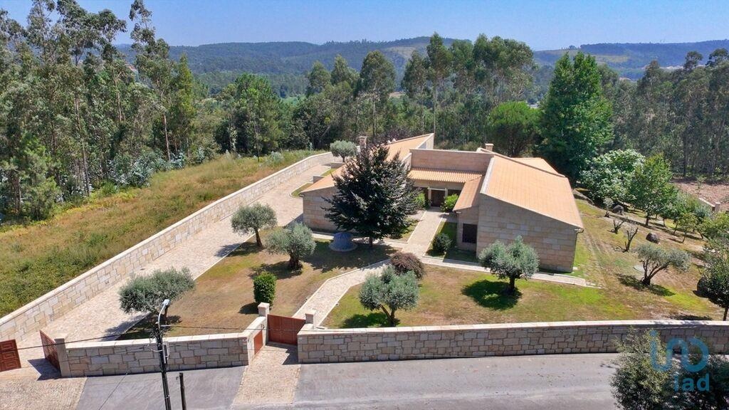 House in Ponte de Lima - view 1