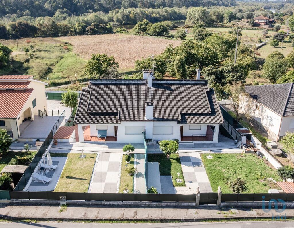 House in Ponte de Lima - view 1