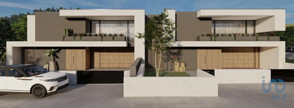 House in Viana do Castelo - view 1