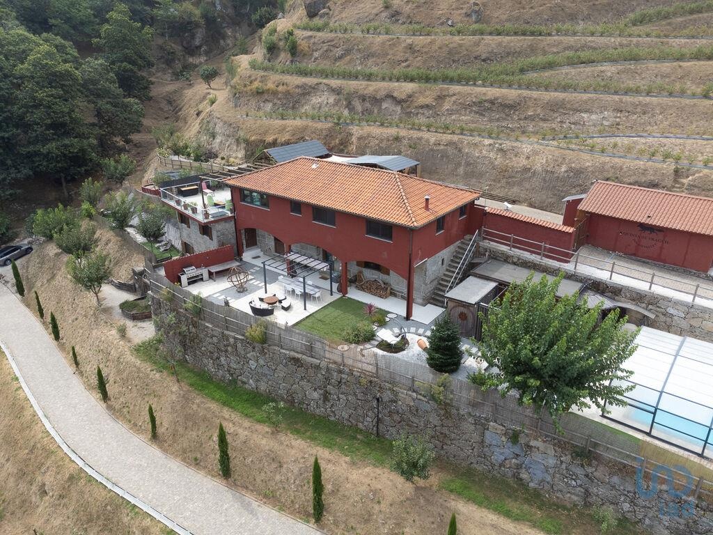 House in Resende - view 1