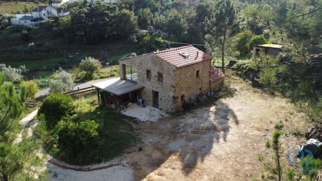 House in Figueiro Dos Vinhos - view 1