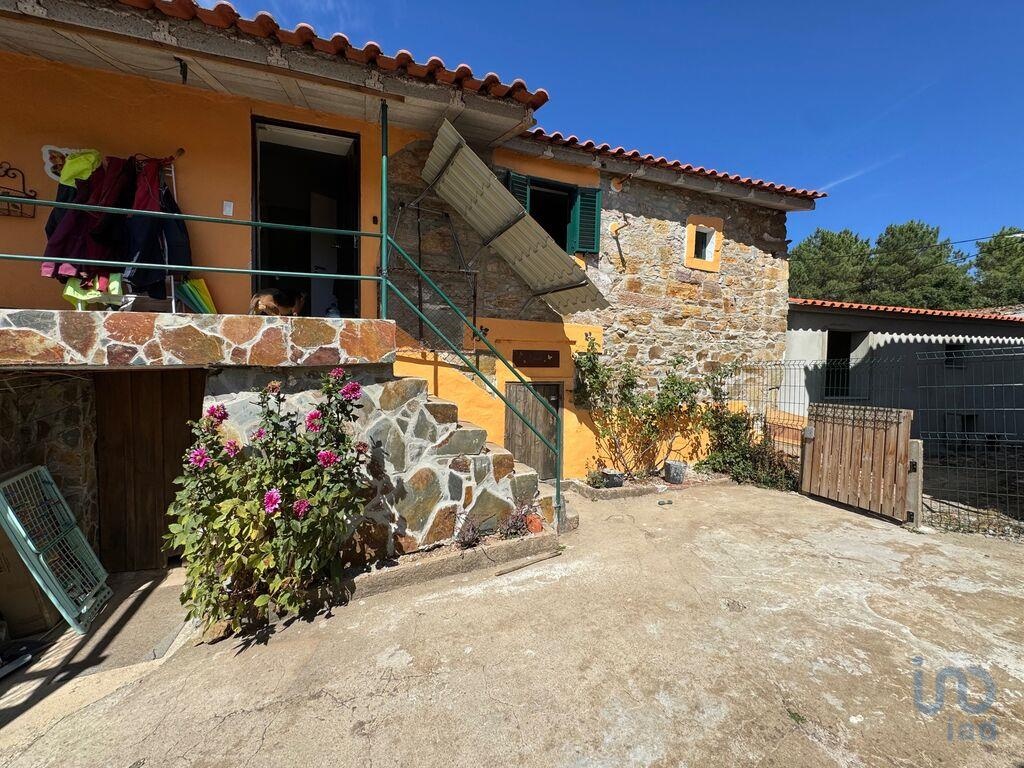 House in Serta - view 1