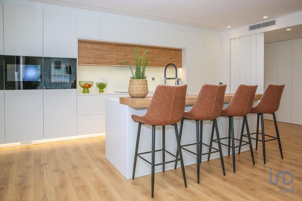 Apartment in Vila Franca de Xira - view 1
