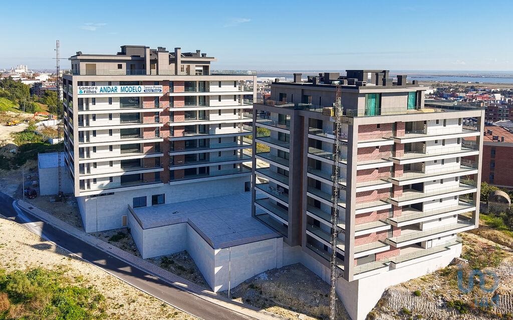 Apartment in Vila Franca de Xira - view 1