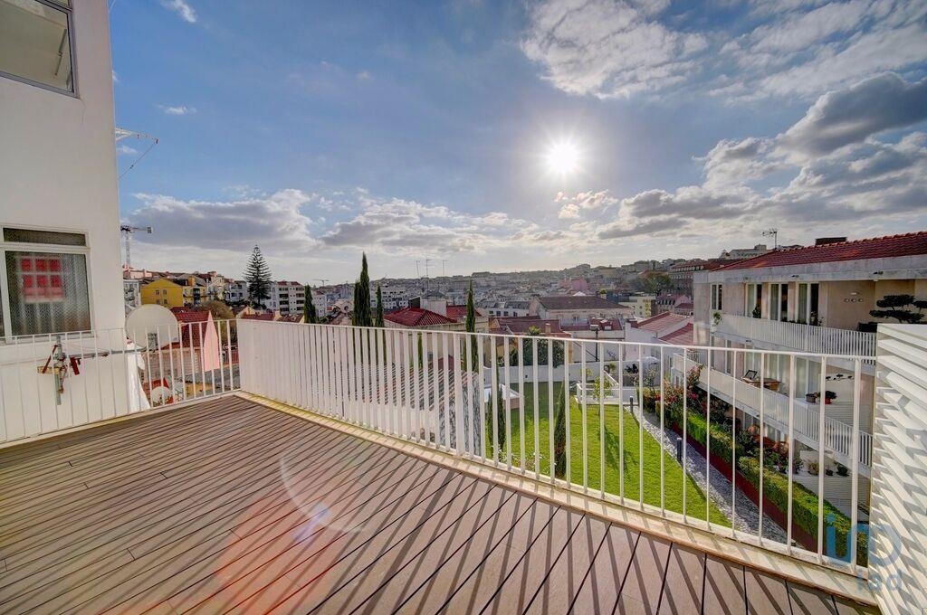 Apartment in Lisbon - view 1