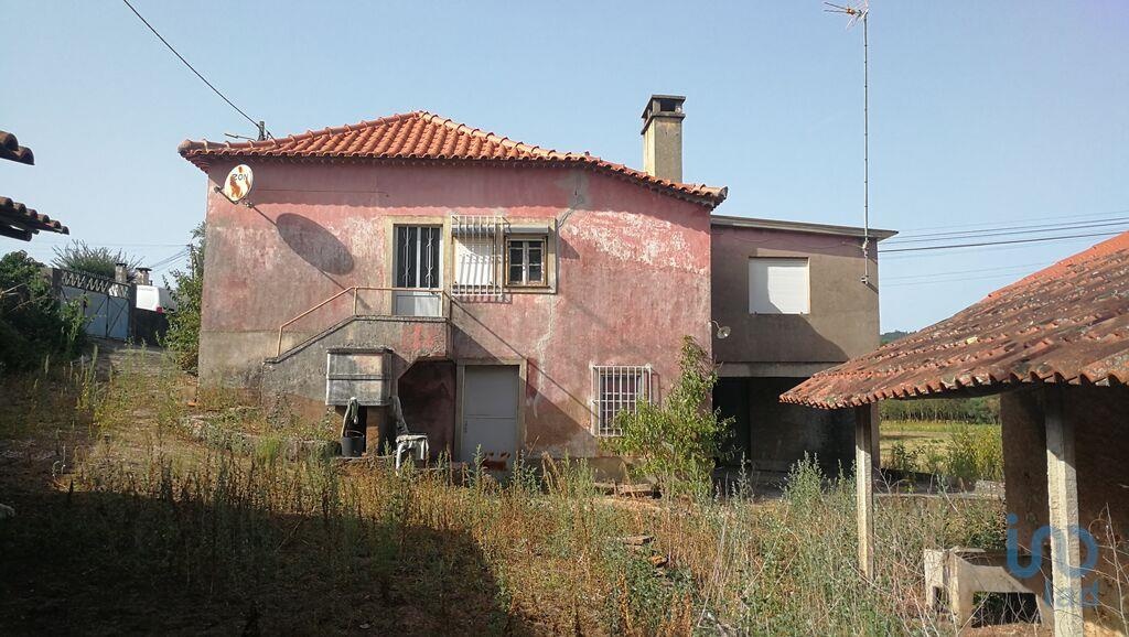 House in Alvaiazere - view 1