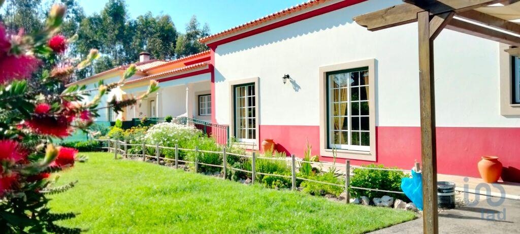 House in Caldas da Rainha - view 1