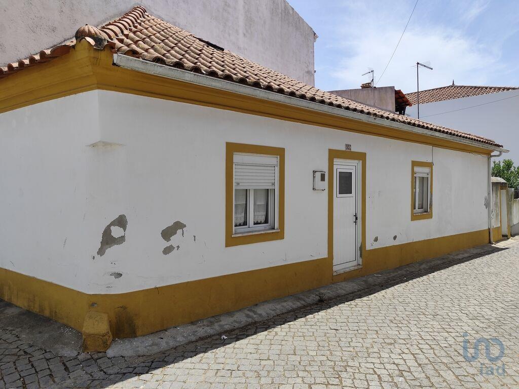 House in Gaviao - view 1