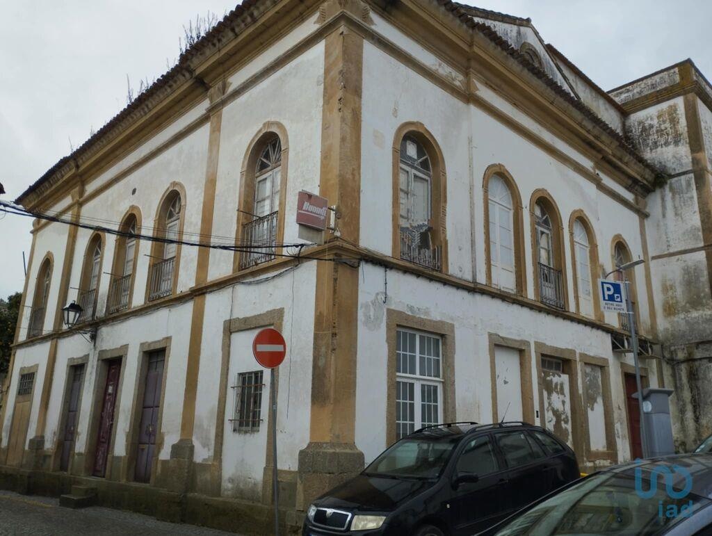 House in Portalegre - view 1
