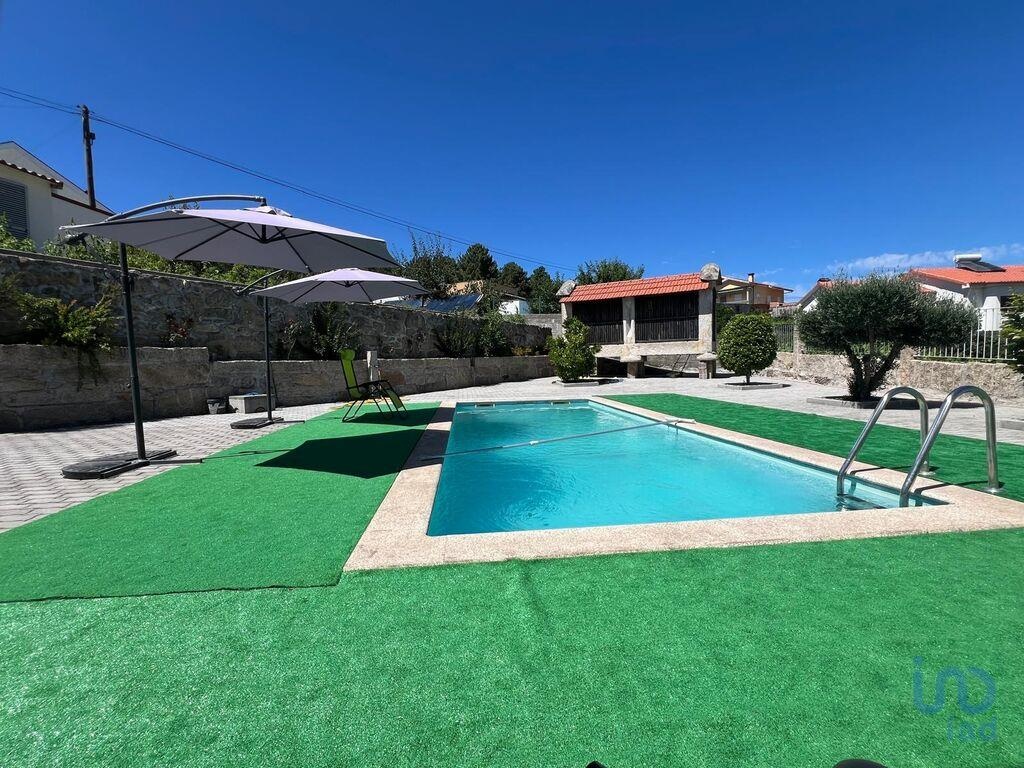 House in Vila Real - view 1