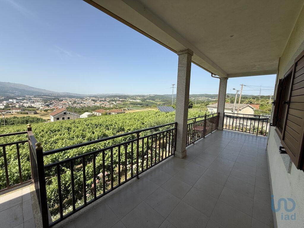 House in Vila Real - view 1