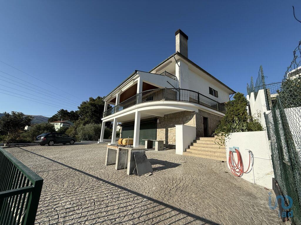 House in Vila Real - view 1
