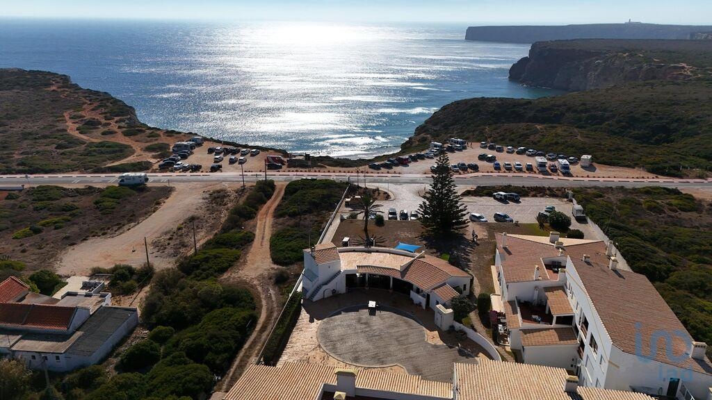 House in Vila do Bispo - view 1