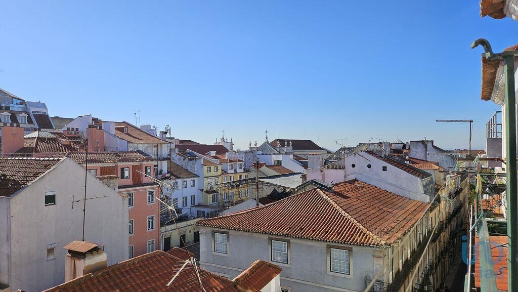Apartment in Lisbon - view 1