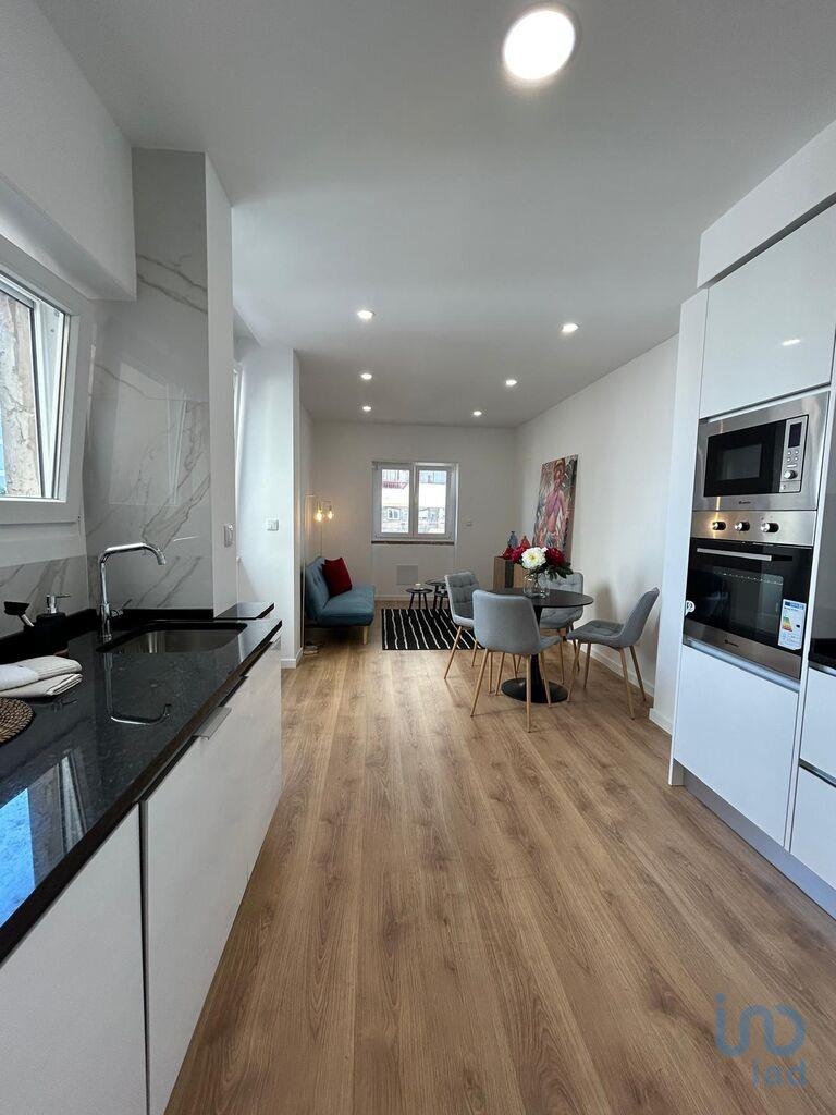 Apartment in Lisbon - view 1