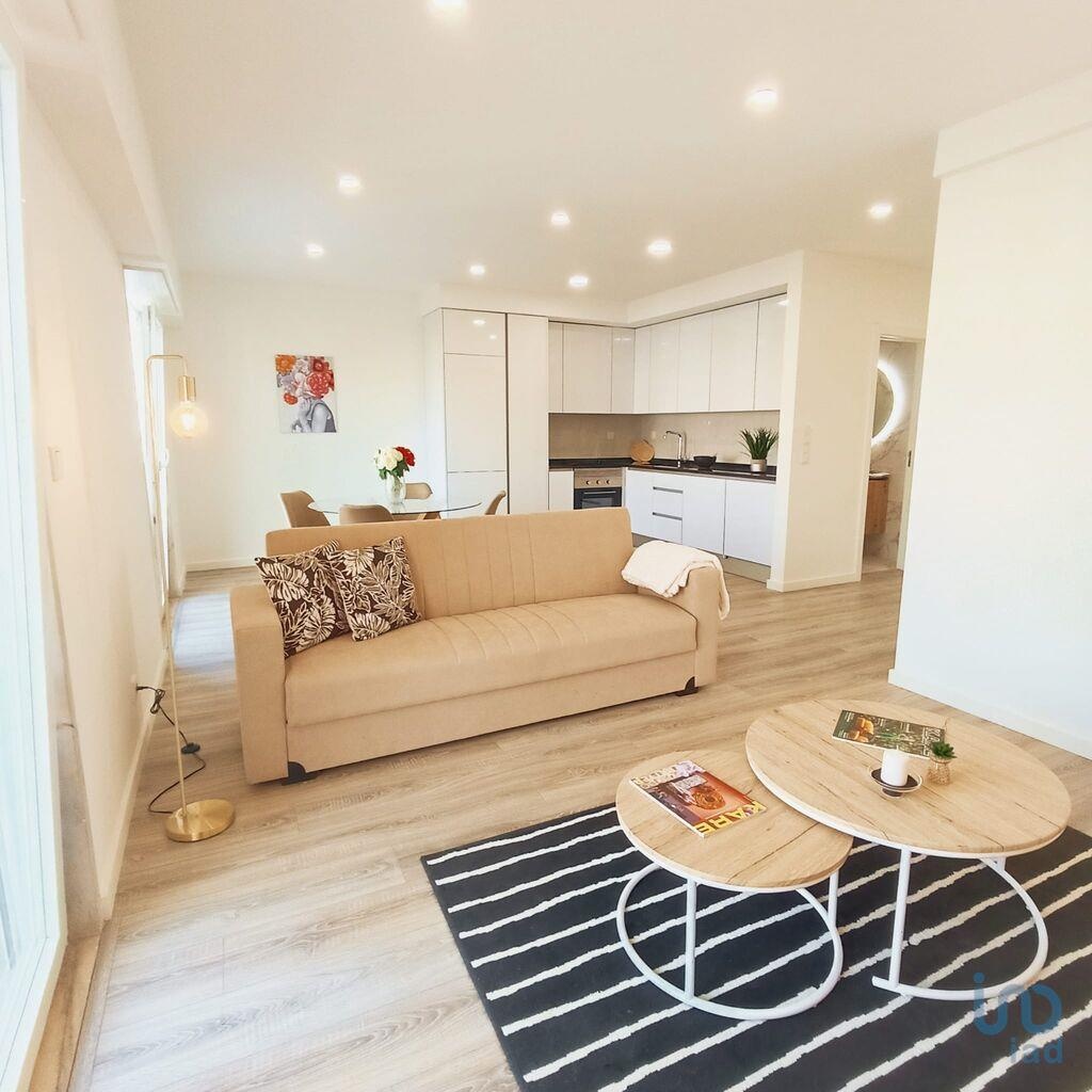Apartment in Lisbon - view 1