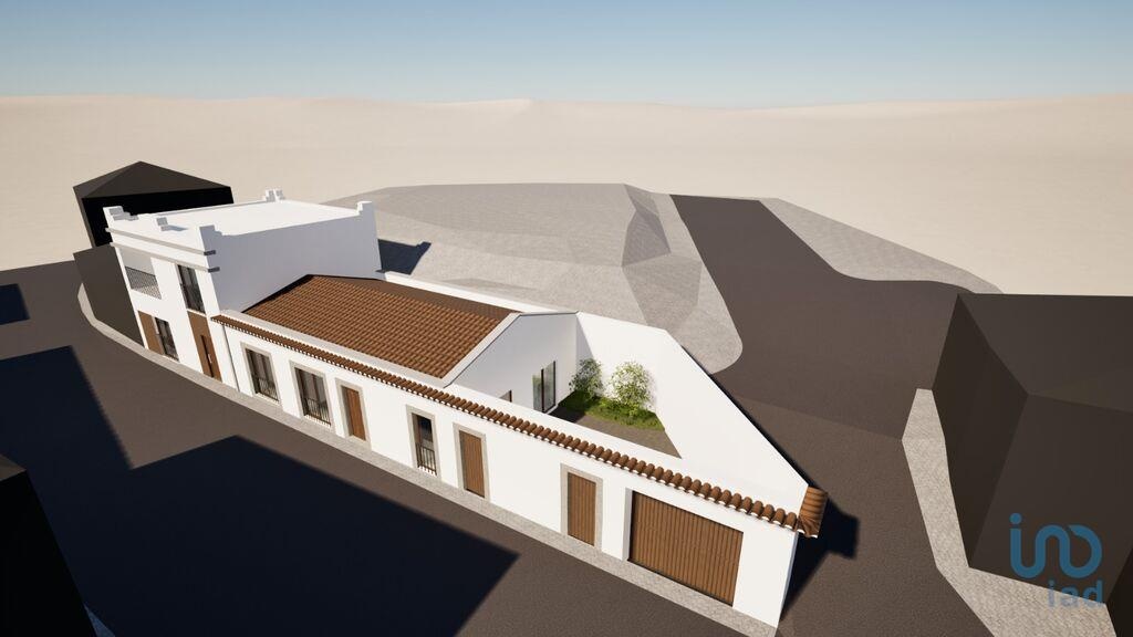 House in Lourinha - view 1