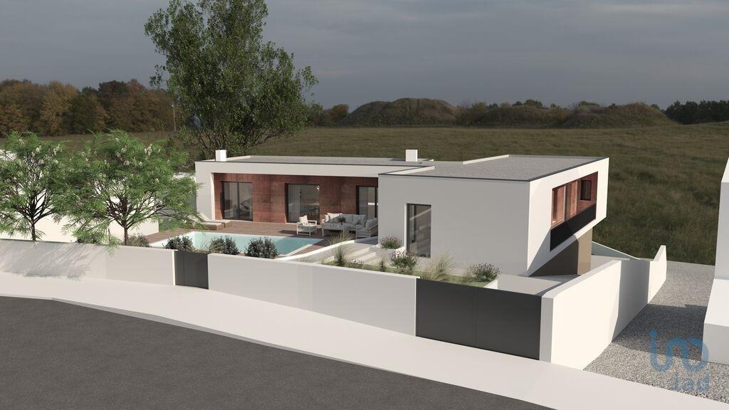 House in Caldas da Rainha - view 1