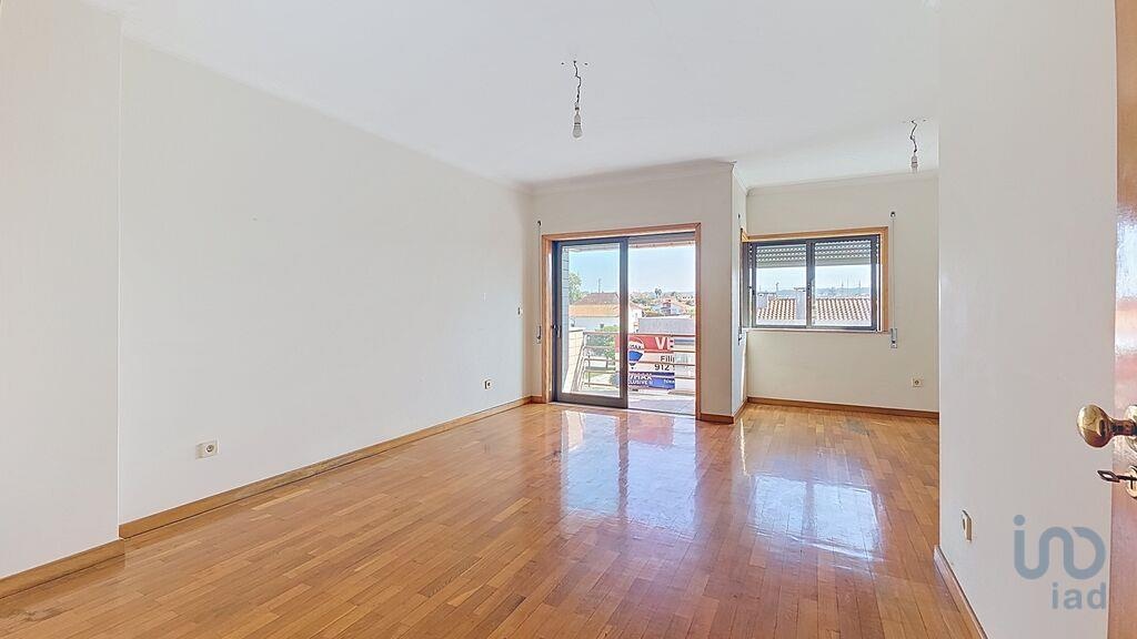 Apartment in Estarreja - view 1