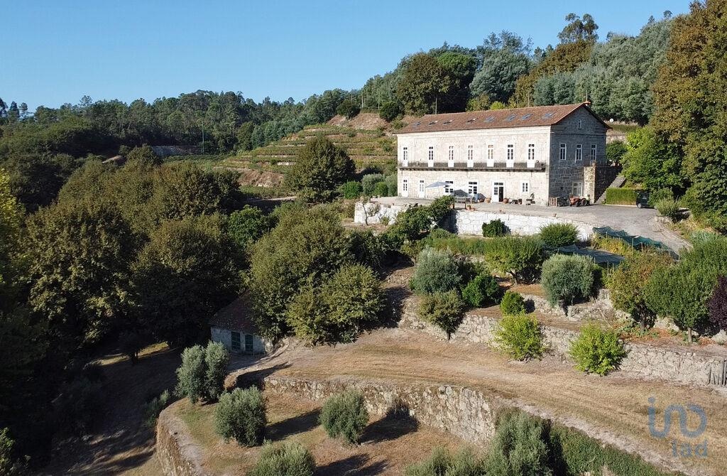House in Tondela - view 1