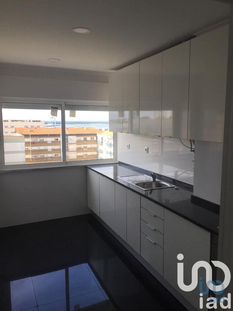 Apartment in Setubal (Sao Sebastiao) - view 1