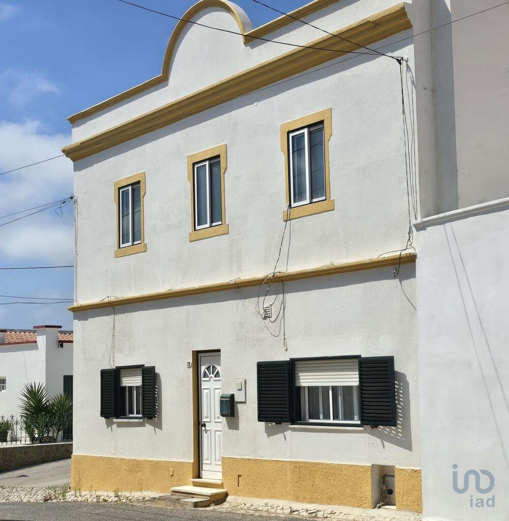 House in Cadaval - view 1