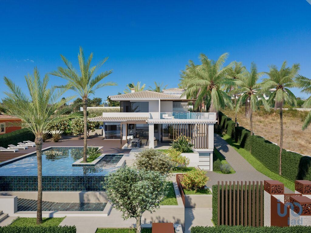 House in Lagos - view 1