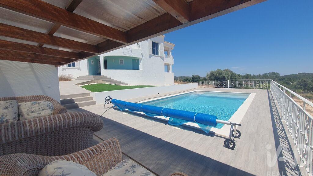 House in Lagos - view 1